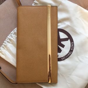 Michael Kors clutch